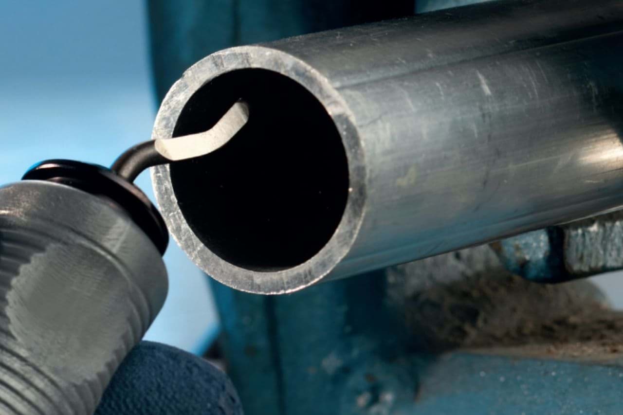 Bild für Kategorie Entgraten